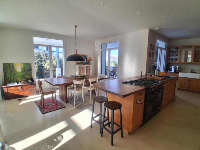 Villa - 177 m² - 7 pièces