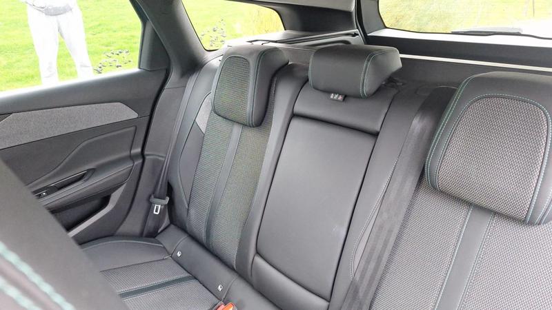 Peugeot 308 Sw 1.6 Thp 180 Hybrid e-Eat8 Allure - Automatique