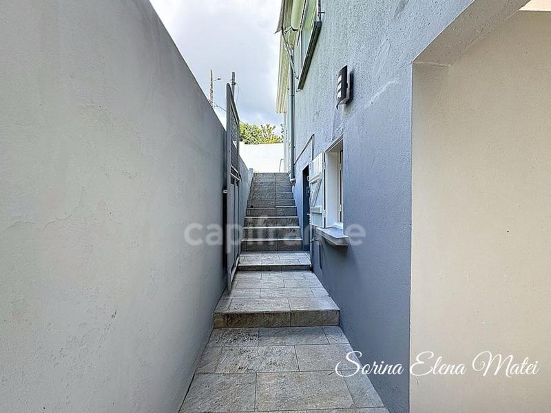 Maison - 123 m² - 7 pièces