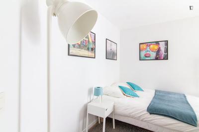 Chambre - 12 m² - 4 pièces