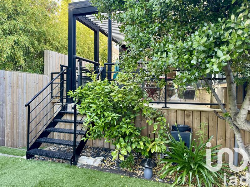 Maison - 200 m² - 6 pièces