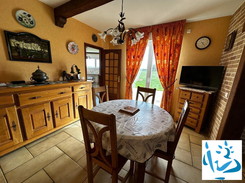 Maison - 187 m² - 8 pièces