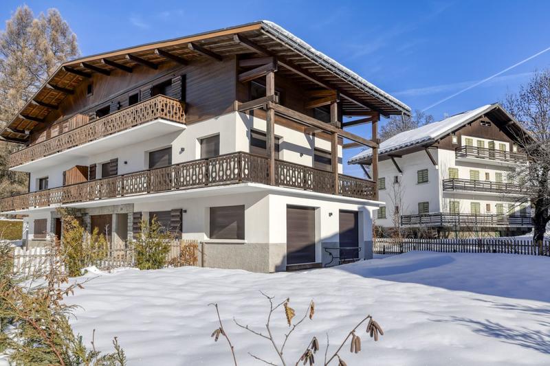 Maison - 203 m² - 6 pièces