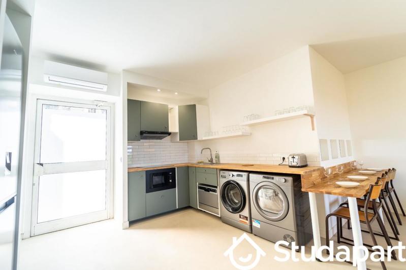 Chambre - 11 m² - 1 pièce