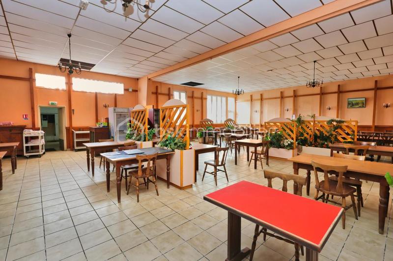 Immeuble - 490 m² - 13 pièces