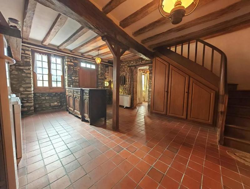 Maison - 140 m² - 6 pièces