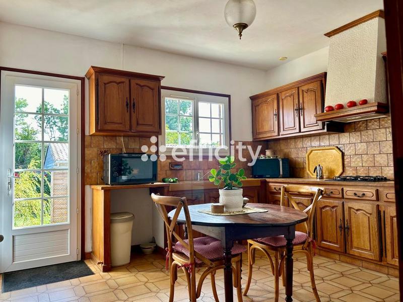 Maison - 145 m² - 6 pièces