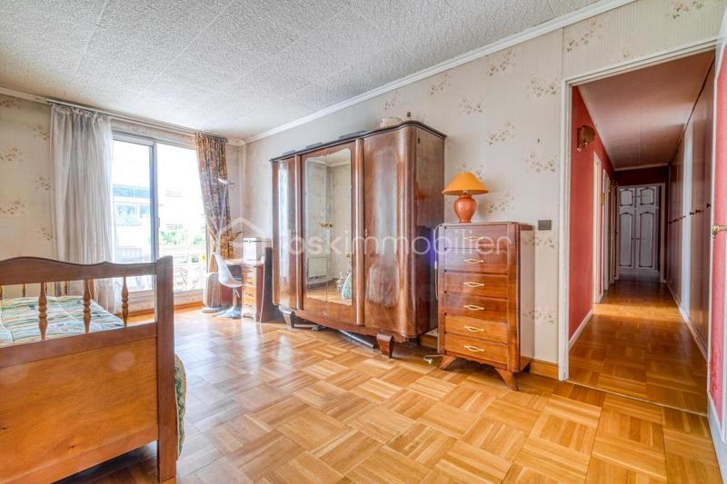 Appartement - 99 m² - 3 pièces
