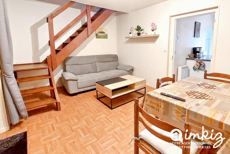 Maison - 360 m² - 15 pièces