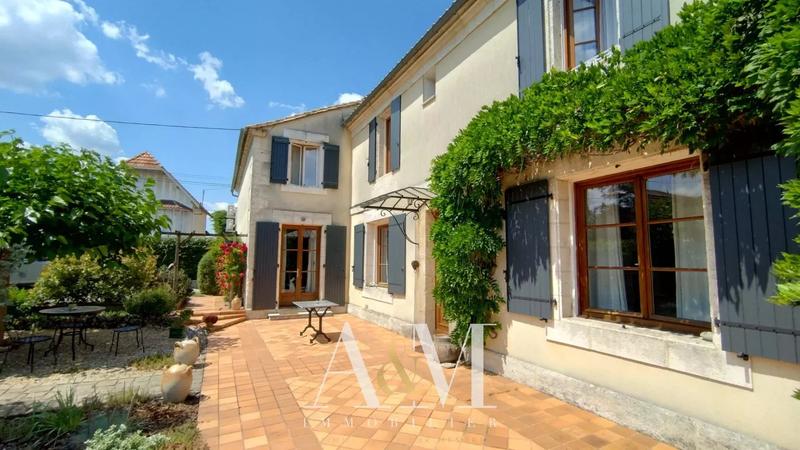 Maison de ville - 131 m² - 5 pièces