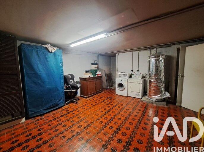 Maison - 182 m² - 8 pièces