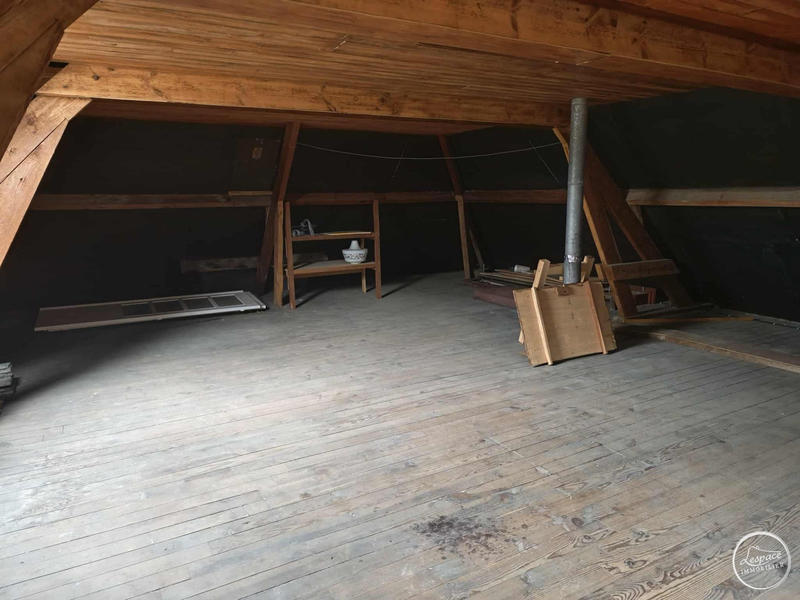 Maison traditionnelle - 152 m² - 6 pièces