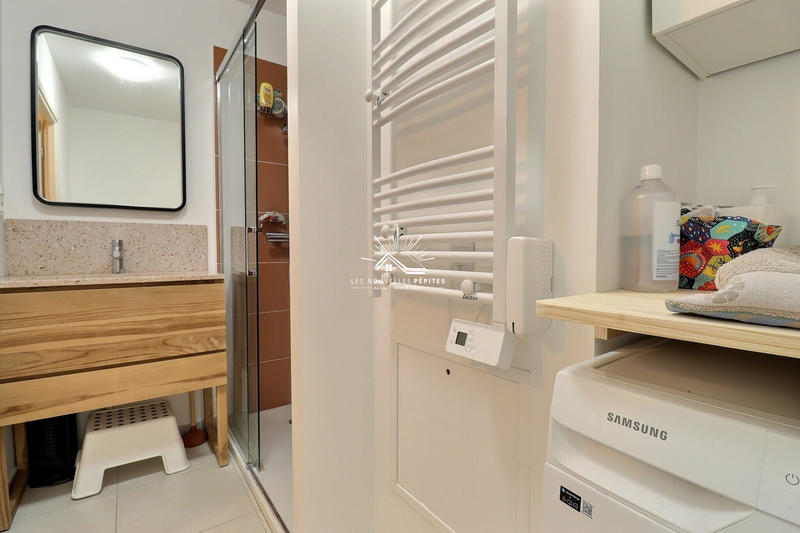 Appartement - 80 m² - 3 pièces