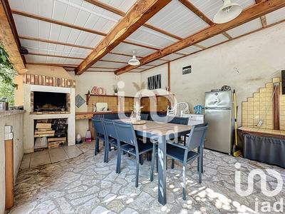 Maison - 224 m² - 7 pièces