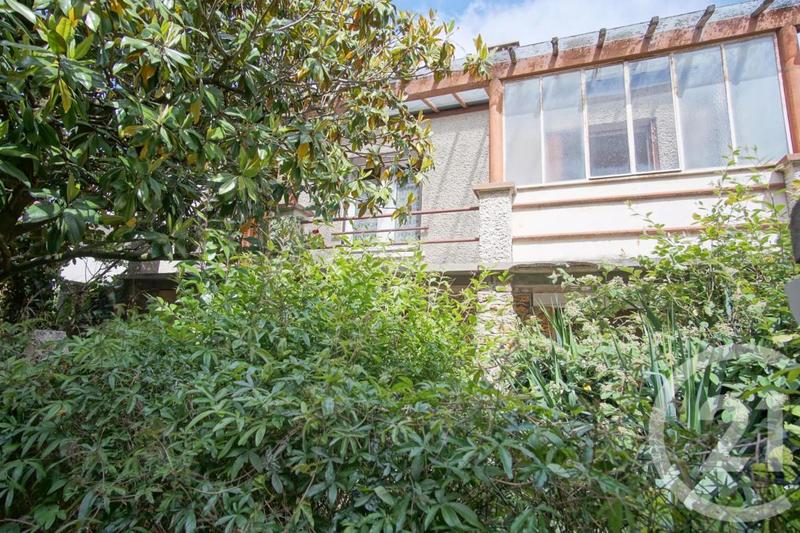 Pavillon - 150 m² - 7 pièces