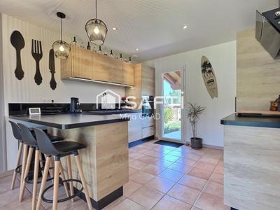 Maison - 95 m² - 4 pièces