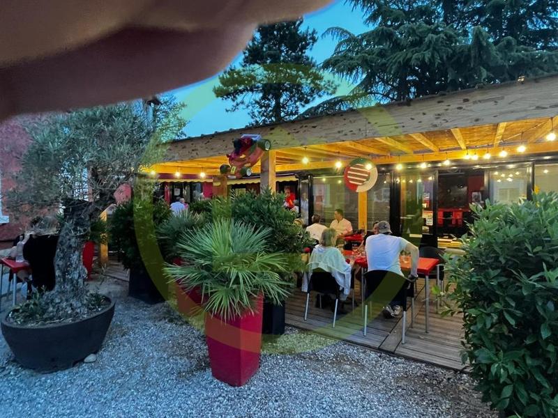 Fonds de commerce - 700 m²