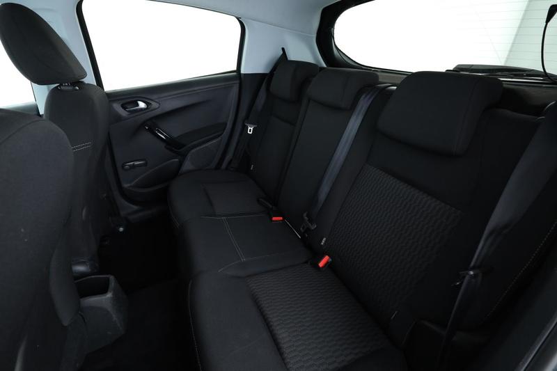 Peugeot 208 1.2 PureTech Style 5p 82 ch