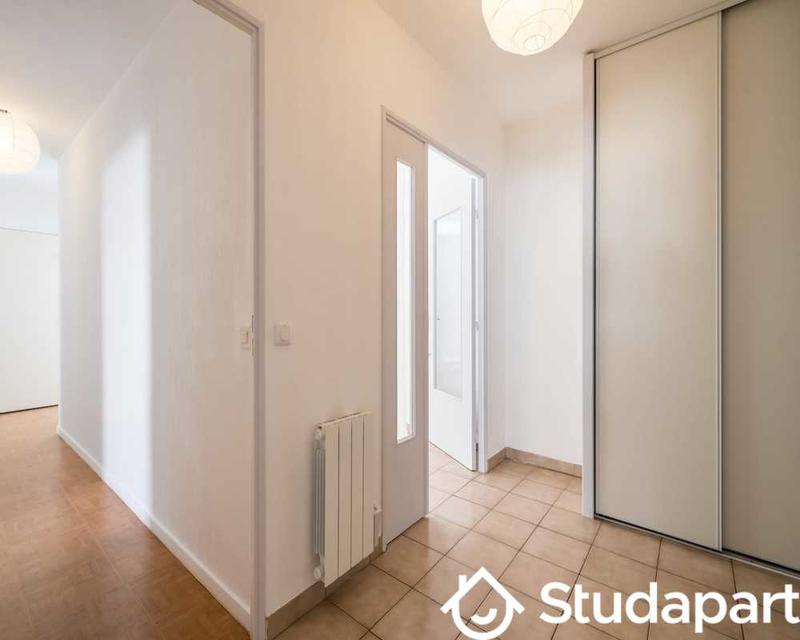 Chambre - 110 m² - 1 pièce
