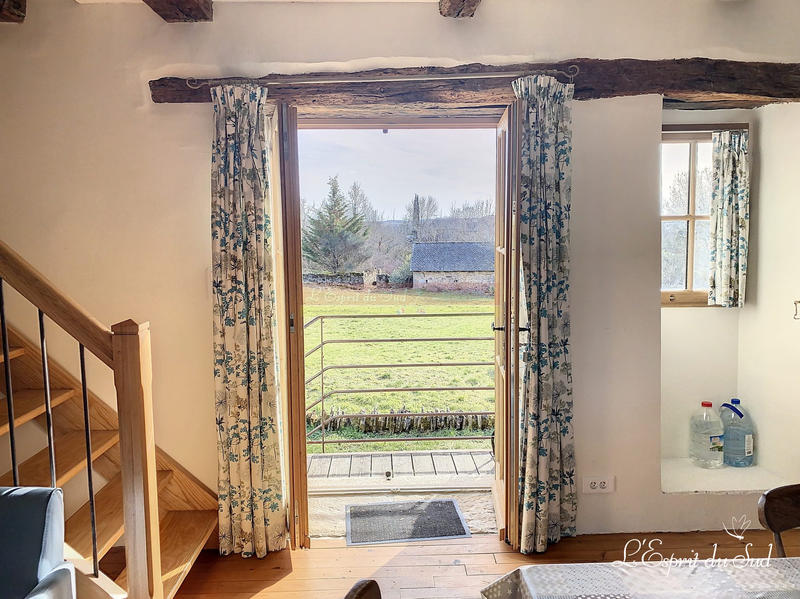 Maison - 245 m² - 11 pièces