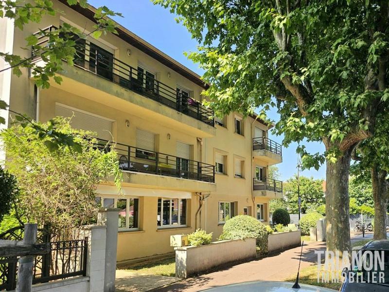 Appartement - 85 m² - 4 pièces