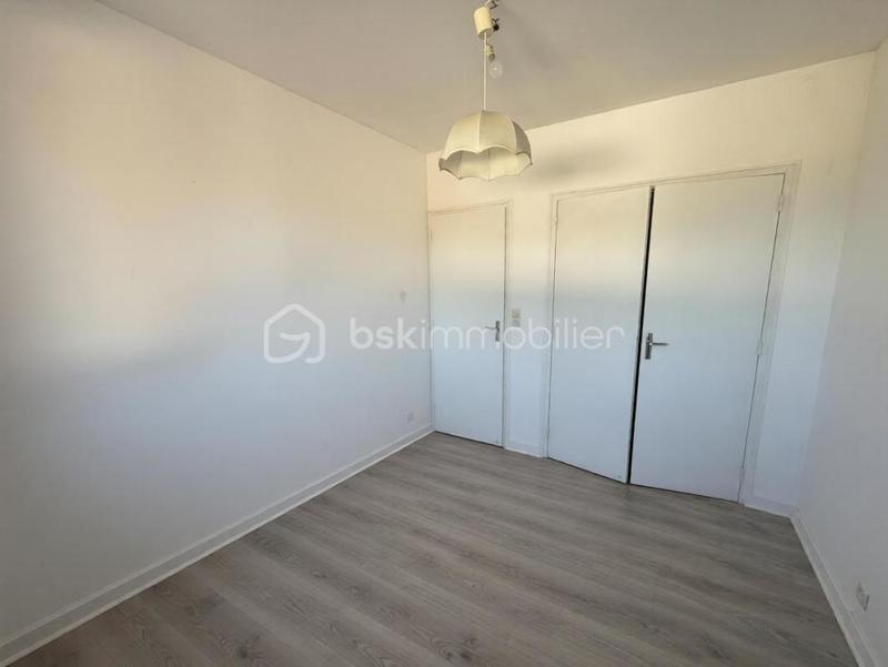 Maison traditionnelle - 82 m² - 4 pièces