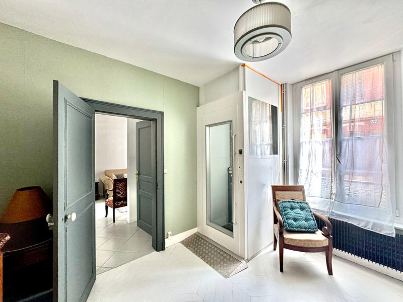 Maison - 140 m² - 5 pièces