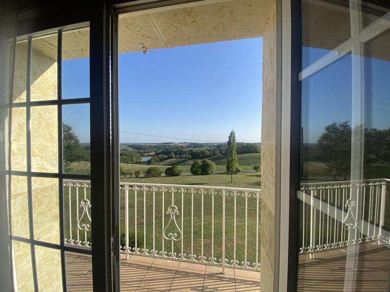 Maison - 162 m² - 5 pièces