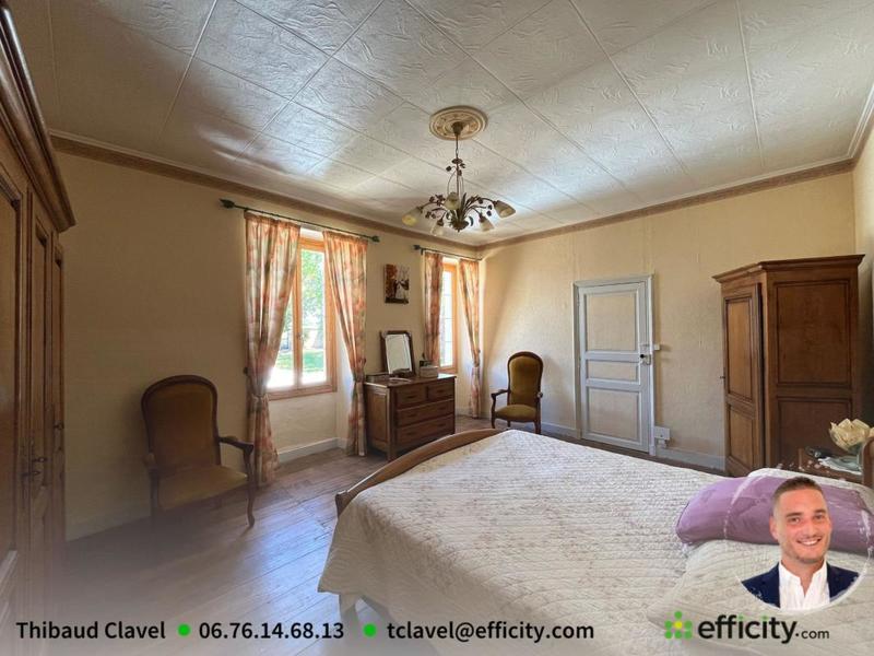 Maison - 208 m² - 6 pièces