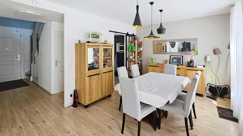 Maison - 103 m² - 5 pièces