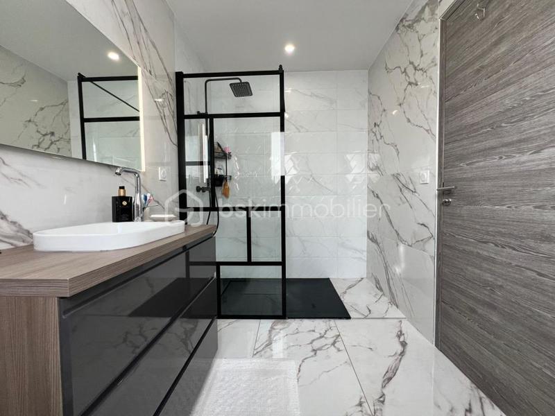 Villa - 140 m² - 5 pièces