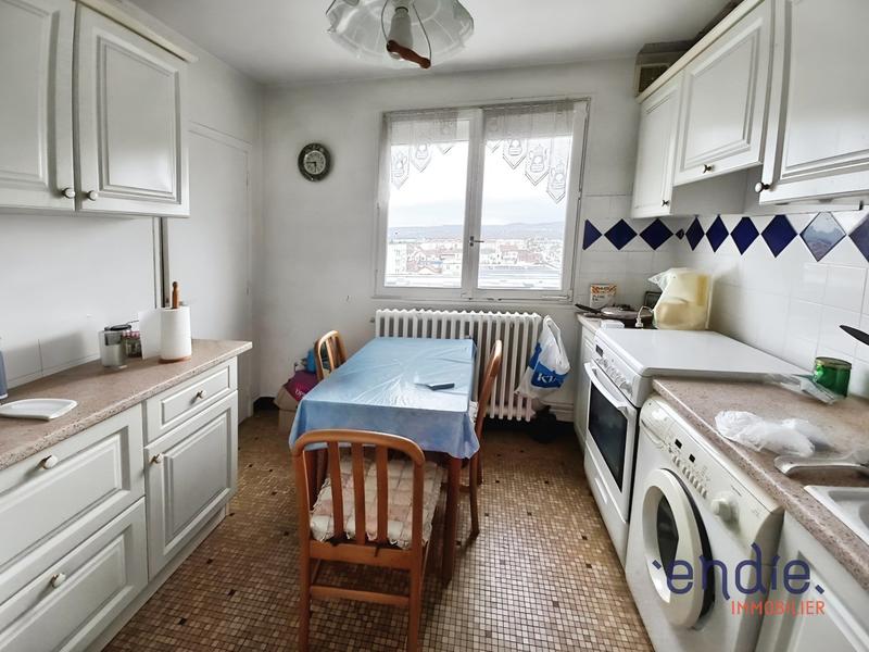 Appartement - 70 m² - 4 pièces