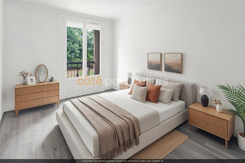 Appartement - 95 m² - 5 pièces