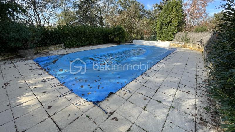 Propriété - 280 m² - 12 pièces