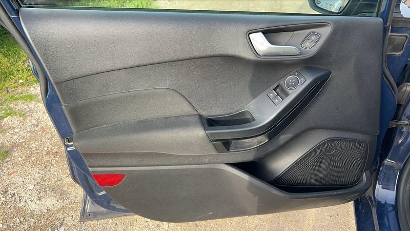 Ford Fiesta VI 1.1 75 Cool &amp; Connect