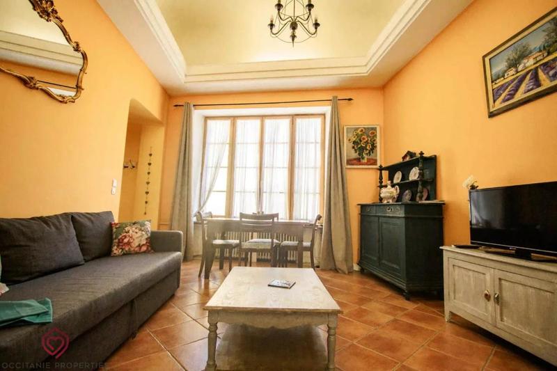 Maison de village - 226 m² - 8 pièces