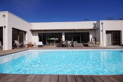 Maison - 155 m² - 6 pièces