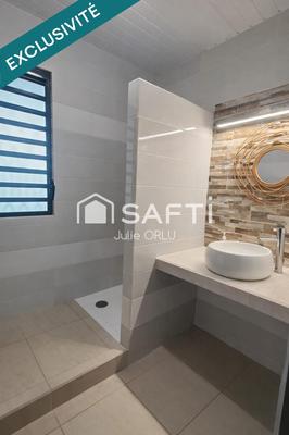 Maison - 95 m² - 4 pièces