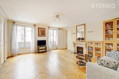 Appartement ancien - 106 m² - 5 pièces