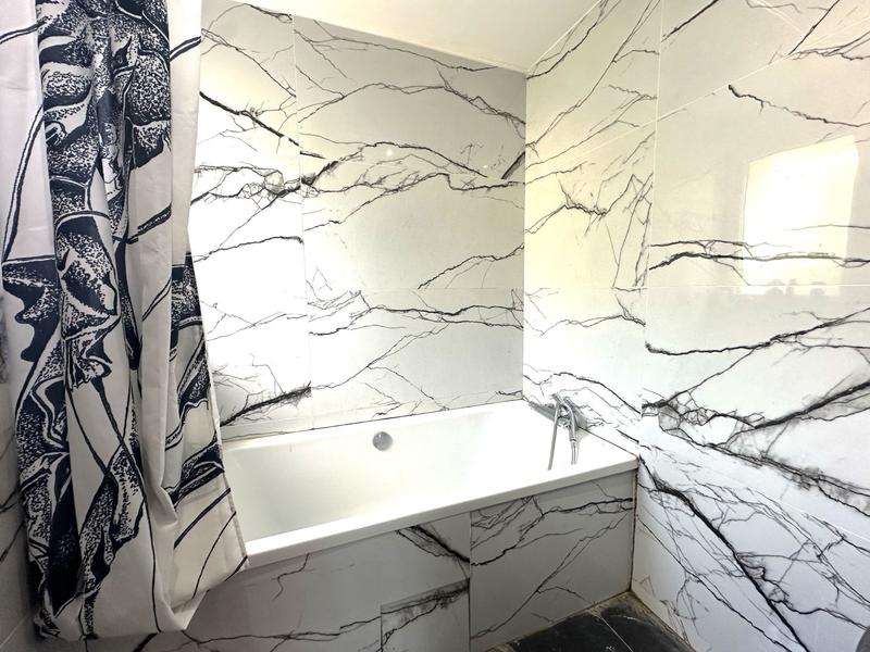 Maison - 195 m² - 9 pièces