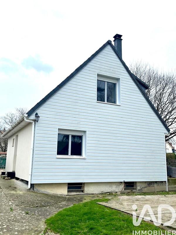 Maison - 91 m² - 5 pièces