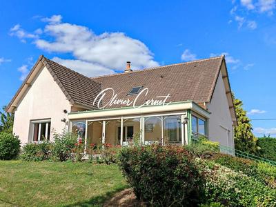 Maison - 137 m² - 6 pièces