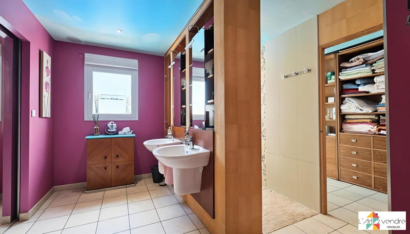 Maison contemporaine - 196 m² - 5 pièces