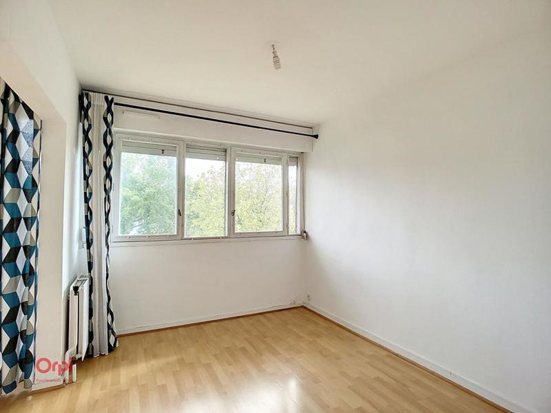 Appartement - 81 m² - 3 pièces