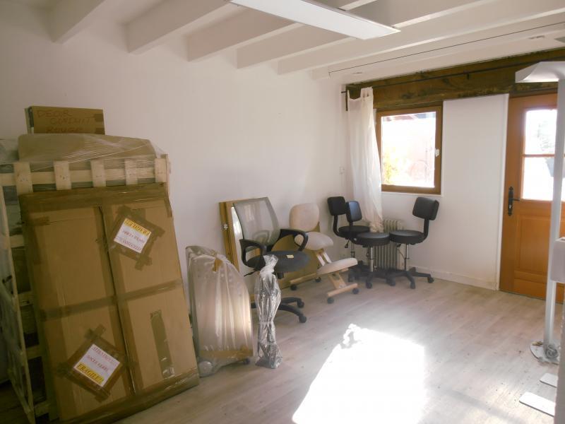 Maison - 240 m² - 10 pièces