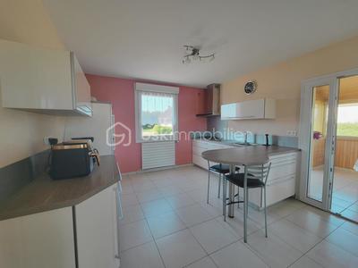 Maison traditionnelle - 120 m² - 7 pièces