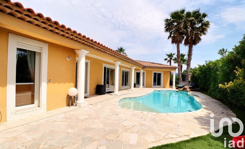 Maison - 140 m² - 5 pièces