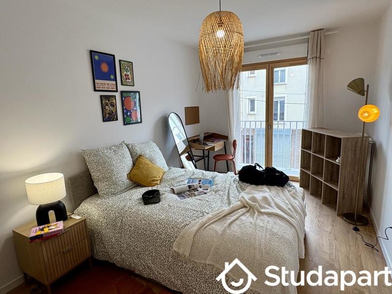 Chambre - 10 m² - 1 pièce