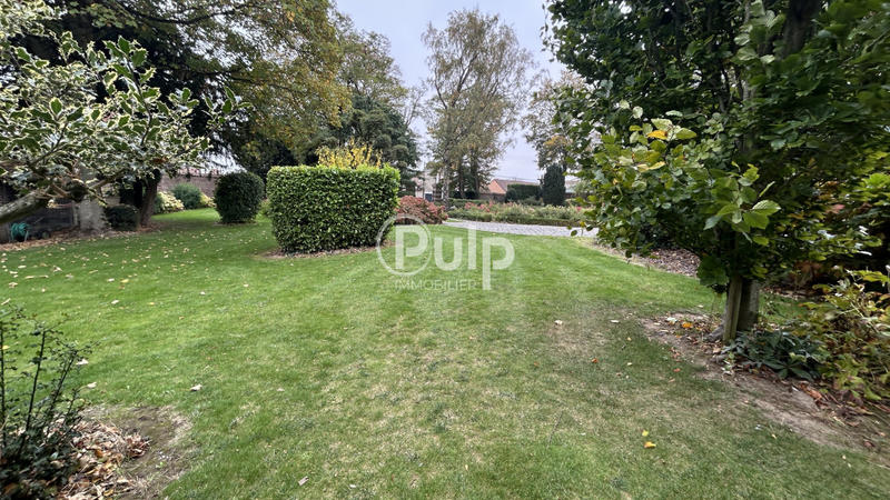 Maison bourgeoise - 232 m² - 11 pièces