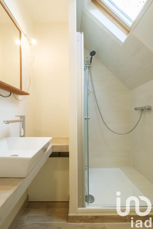 Maison - 151 m² - 7 pièces